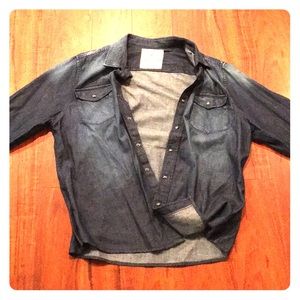 Roebuck & Co men’s denim shirt